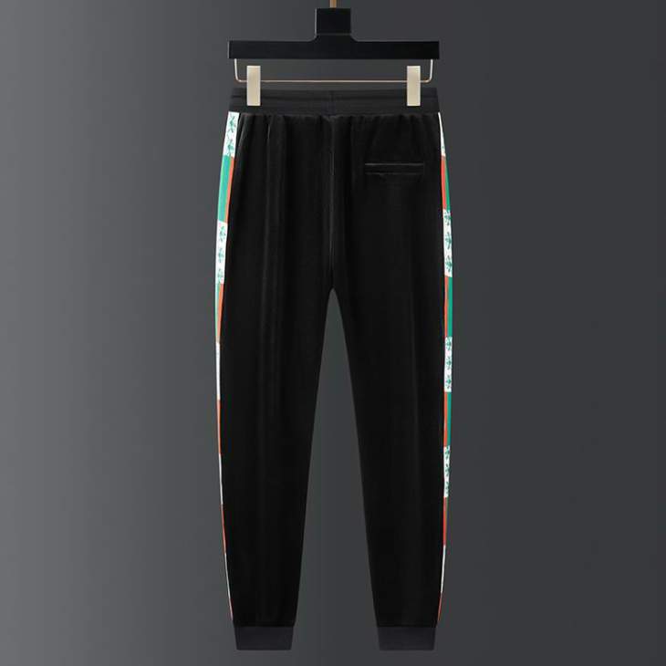Picture of Gucci Sweater Suits _SKUGucciM-4XL25c2367740011